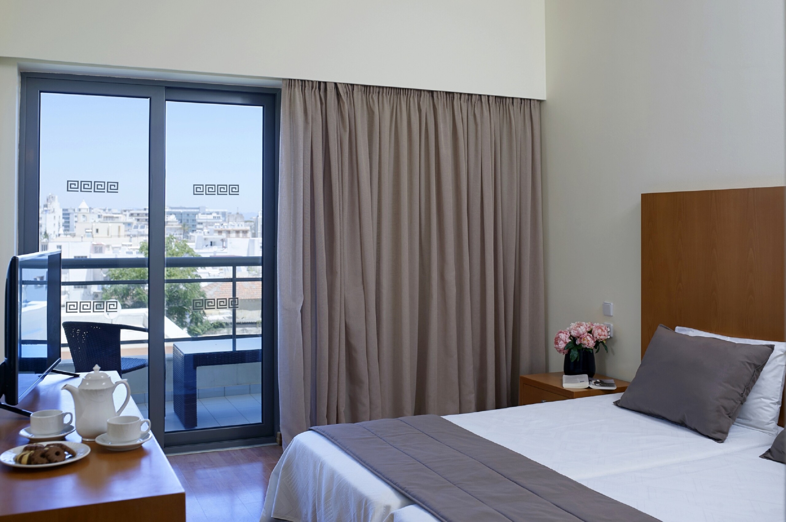 Angela Classic Twin Room with City View